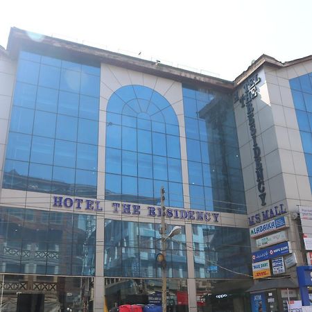 Hotel The Residency Srinagar Екстериор снимка